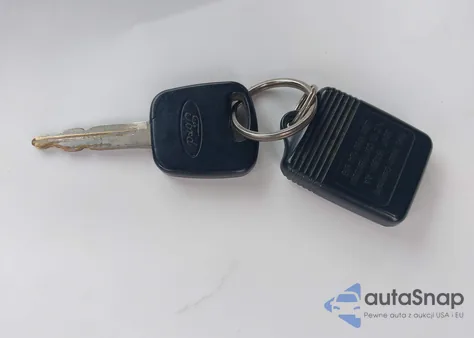 2005 Ford Focus Zx3 z USA, uszkodzony, nr VIN 3FAFP31N65R107956